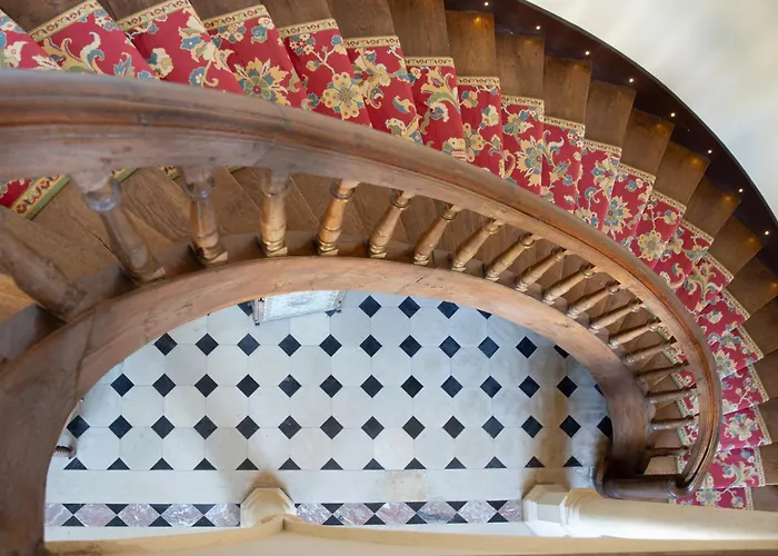 Chateau De Montmirail