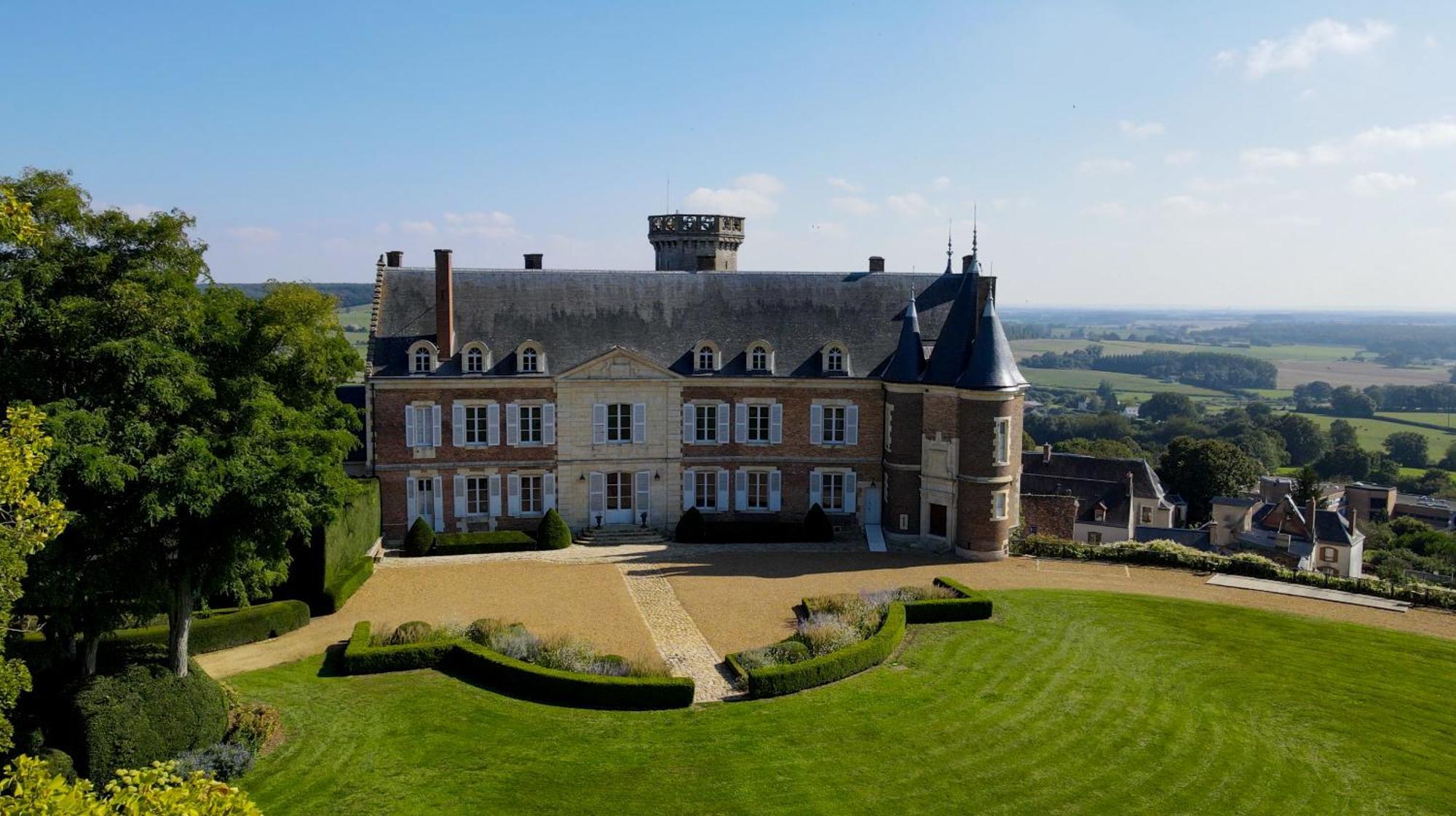 Chateau De Montmirail Montmirail (Sarthe)